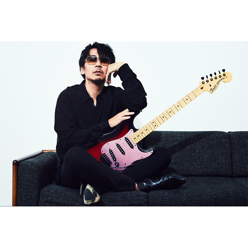 Fender】L'Arc-en-Cielの30周年を記念して、“Ken Stratocaster Galaxy